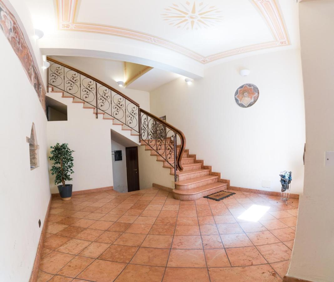 Welcome Traveller Il Borgo Apartment Bardolino Exterior photo